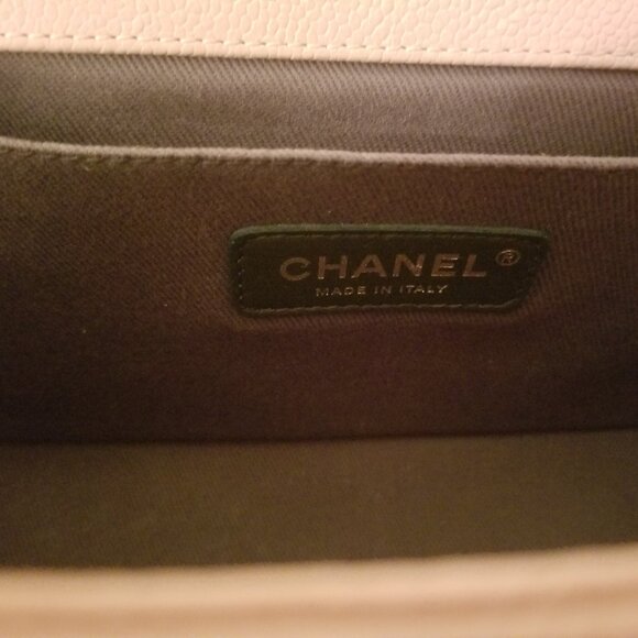 CHANEL light pink le boy M - Picture 5 of 8